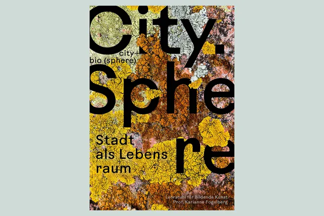 Cover der Veröffentlichung "City Sphere. Stadt als Lebensraum" vor einem hellblauen Hintergrund. Das Cover bildet die schwarze Titelschrift vor braun-, gelb-, rötlichen Moos ab.